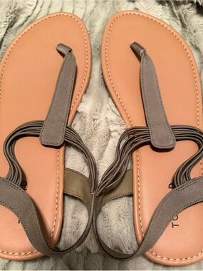 Torrid dark green Strappy Toe-Post Sandals